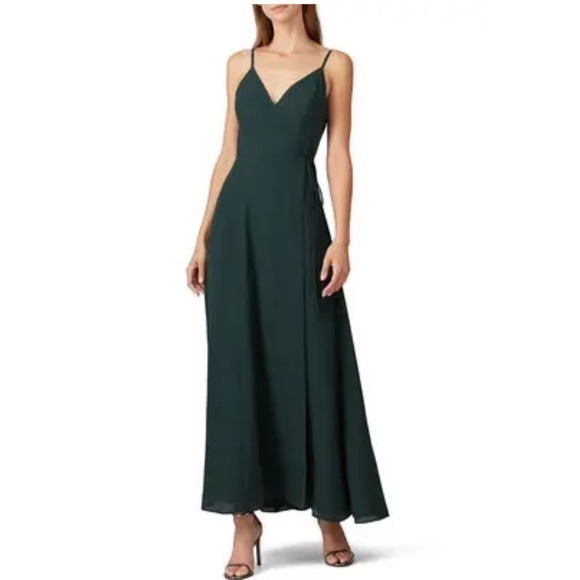 Fame and Partners Dresses & Skirts - Fame & Partners Tilbury Dress